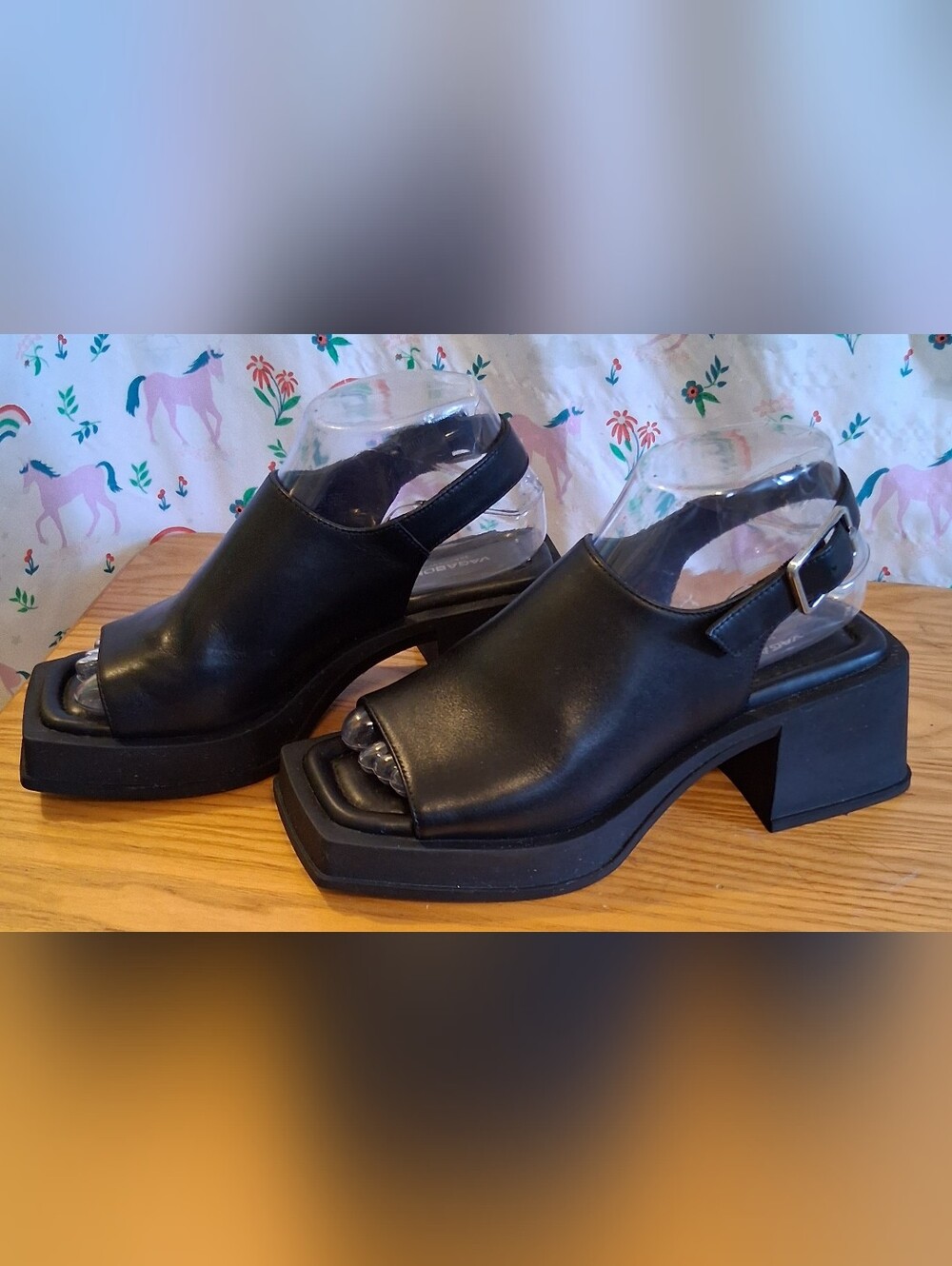 EUC Vagabond Hennie Black Leather Business Casual Platform Block Heel Shoe SZ 7